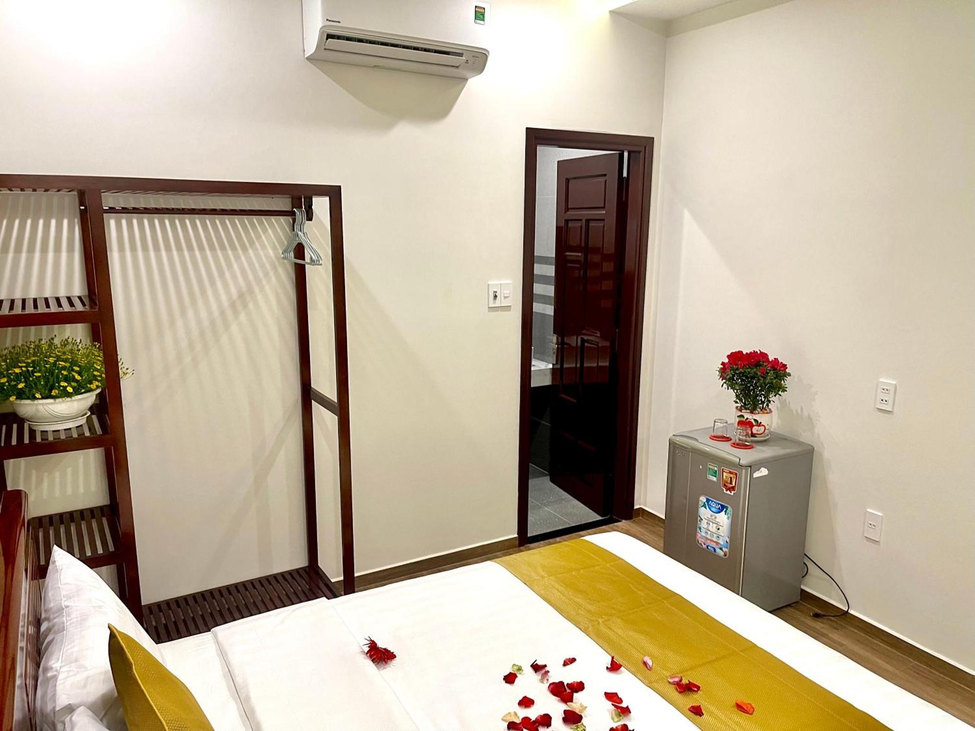 King Kong Homestay Хоян Екстер'єр фото